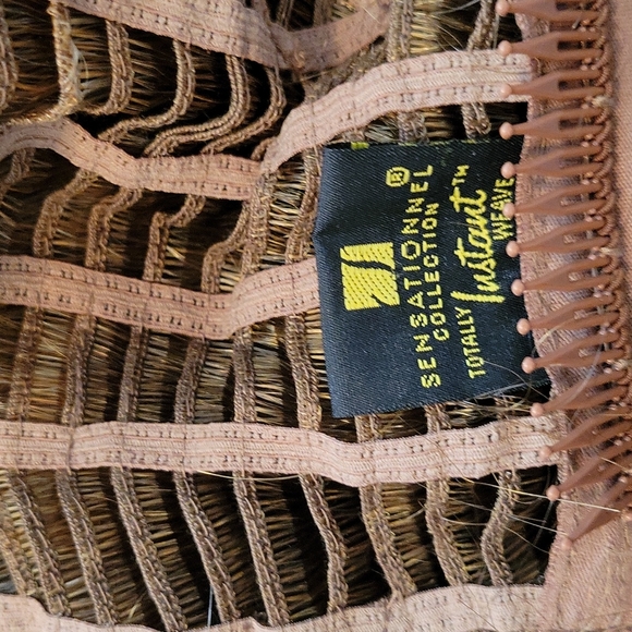 As Seen In TV Totally Instant Weave Wig - Picture 7 of 13